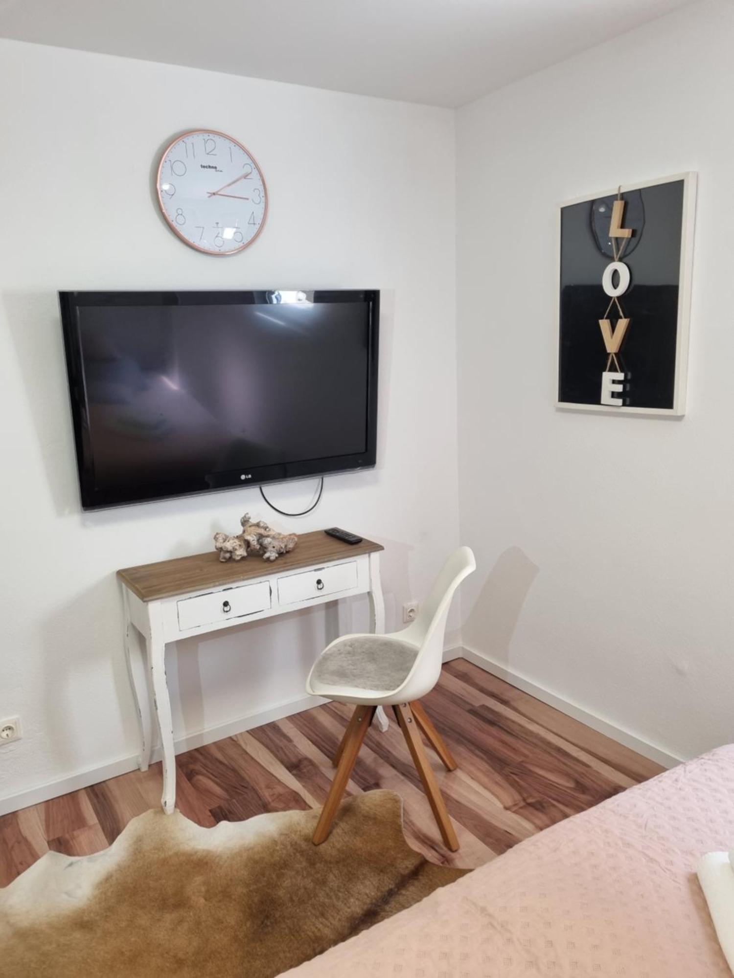 Appartment Im Untergeschoss Freilassing Bagian luar foto